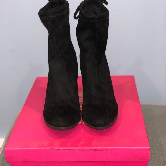 Catherine Malandrino Sorchanie Black Booties Sz 6 - Picture 4 of 8